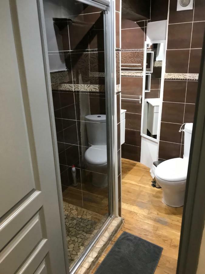 Le Zola Apartment ฟีแฌก ภายนอก รูปภาพ